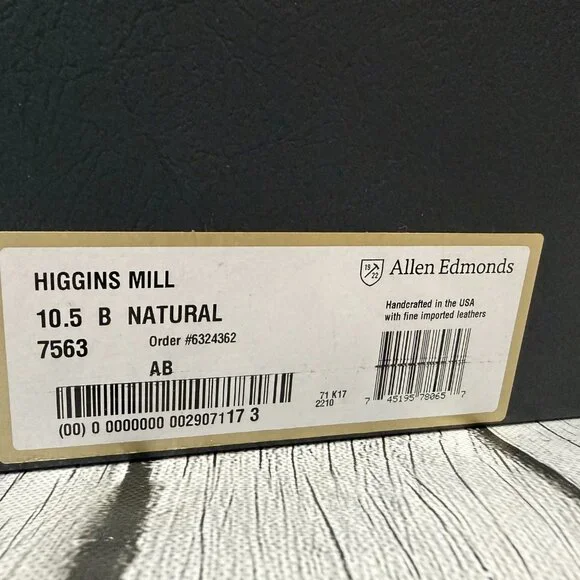 Allen Edmonds Higgins Mill Boots - Picture 6 of 8